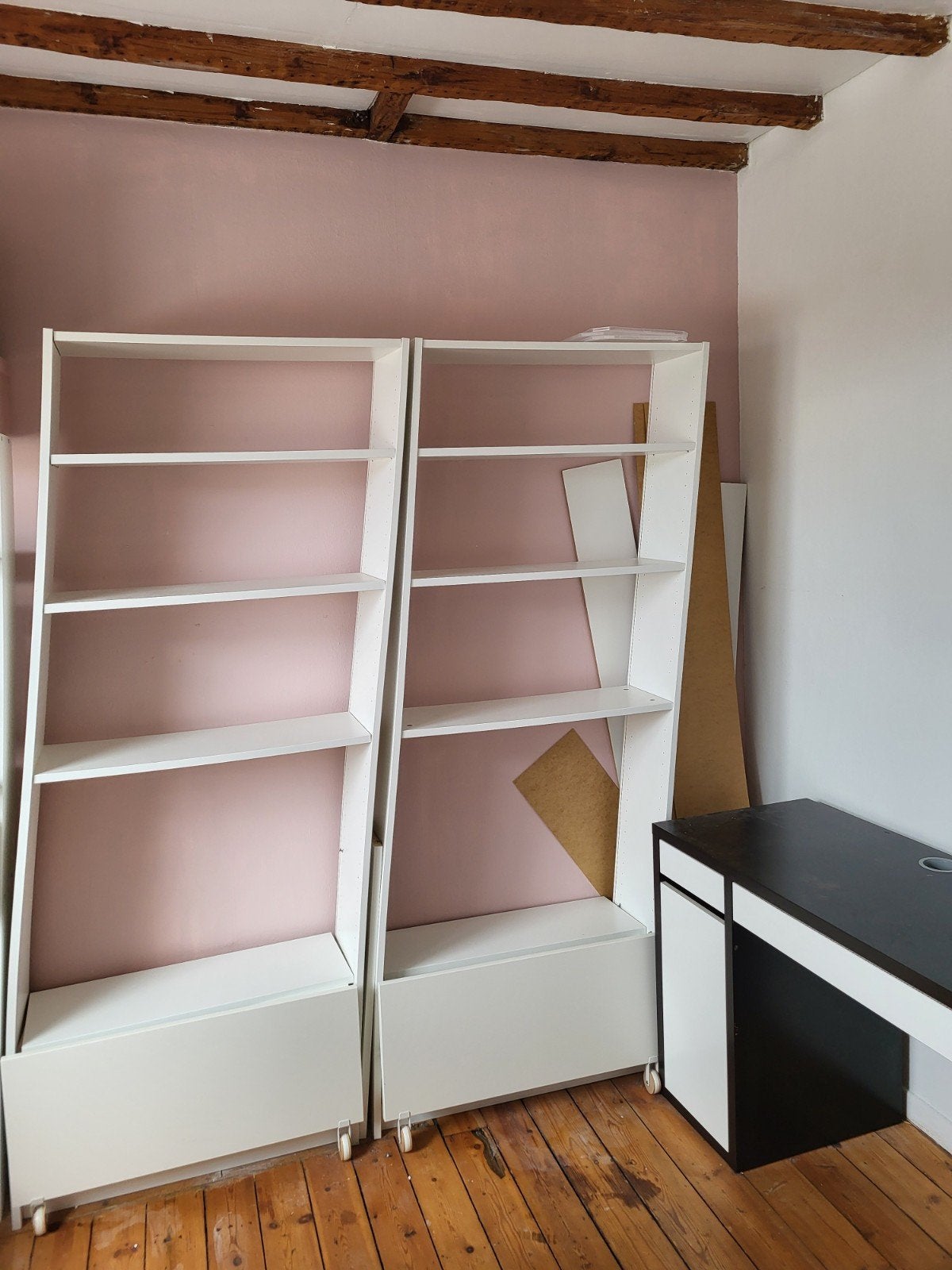 IKEA 2 armoires + 1 bureau À DONNER, Maison & Meubles, Armoires | Étagères