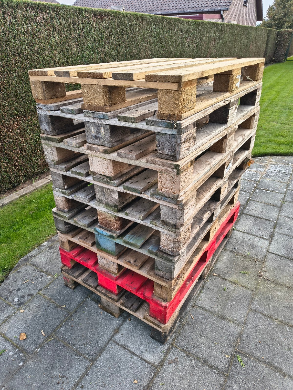 9x europallet, Enlèvement