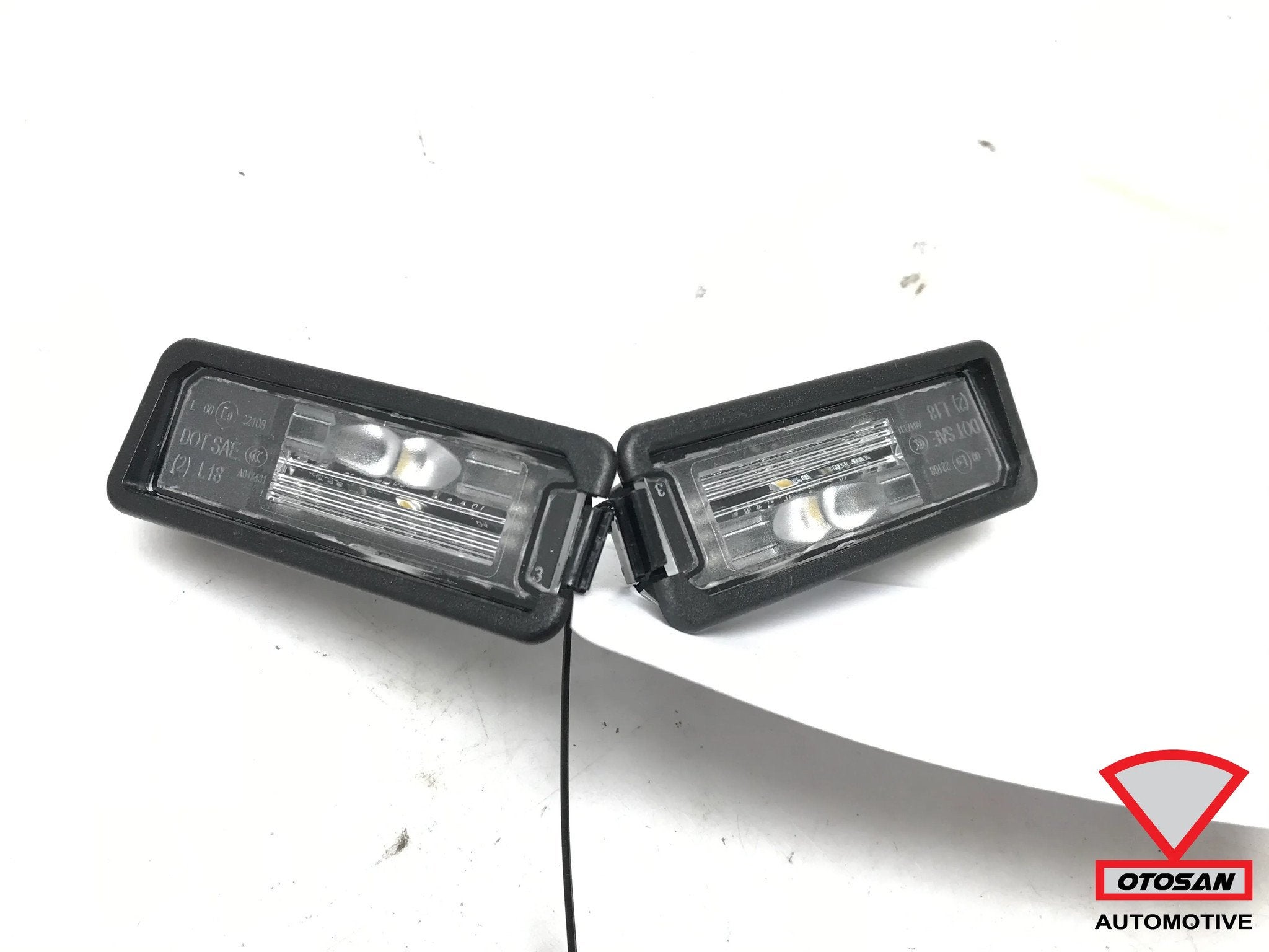 VW Passat Golf Polo LED Kentekenverlichting Set 3G5943021A, Gebruikt, Volkswagen, Volkswagen AG, Vw@volkswagen.de