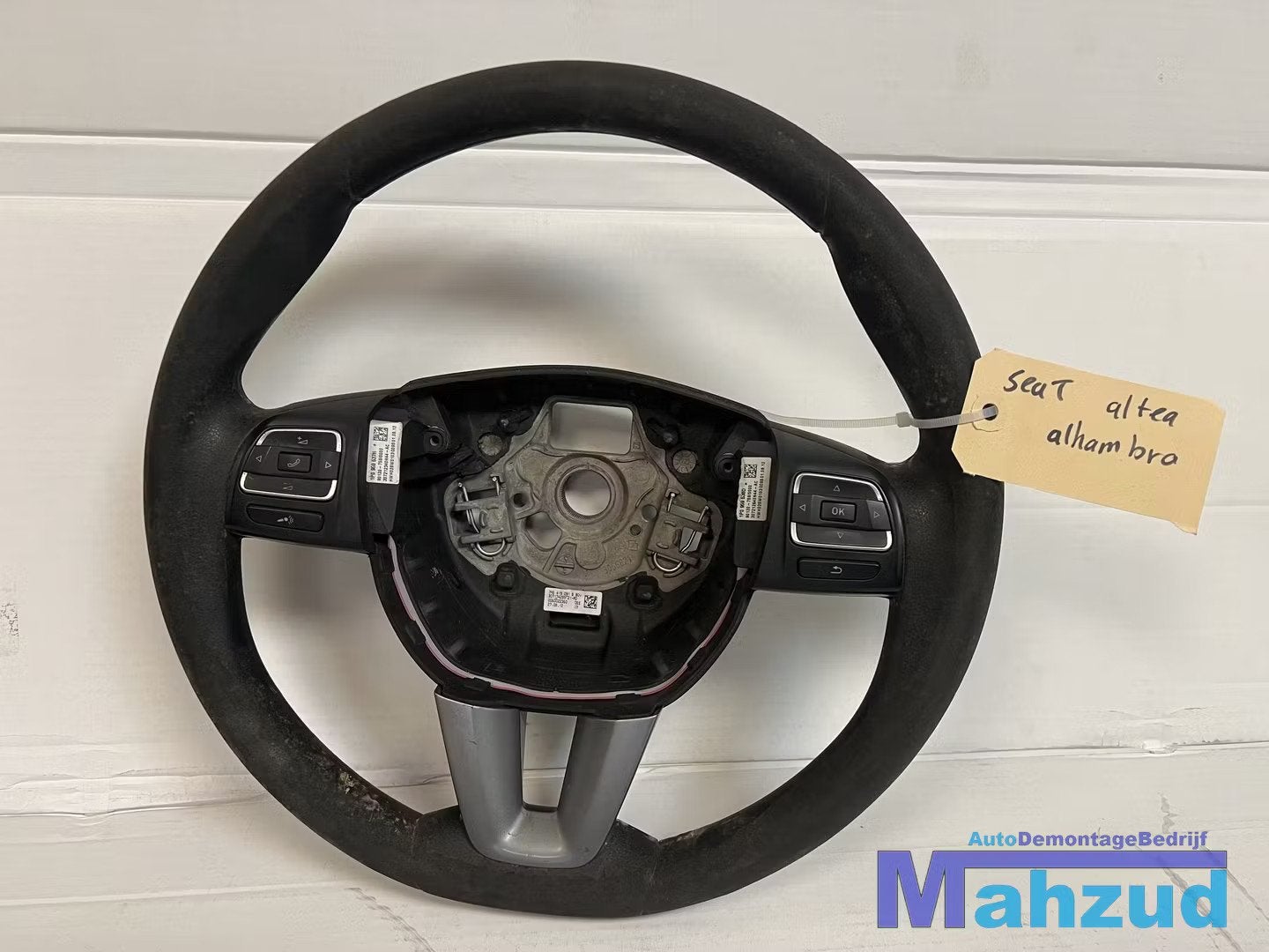 SEAT ALTEA ALHAMBRA Stuurwiel stuur 2010-2015, Gebruikt, Autovia A-2, Km 585 585
08760  Martorell, ES, SEAT S.A., Customercare@seat.es