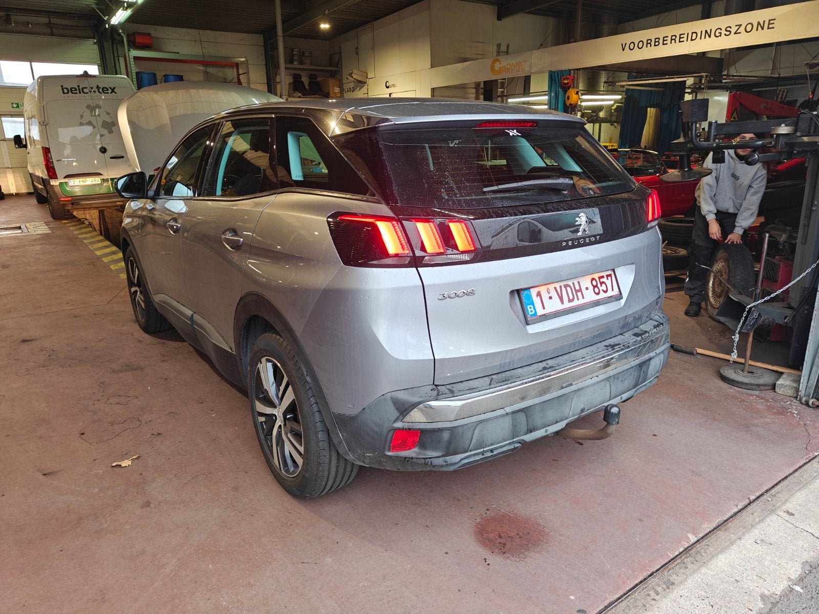 Peugeot 3008, Voorwielaandrijving, Stof, 5 deurs, 3 cilinders
