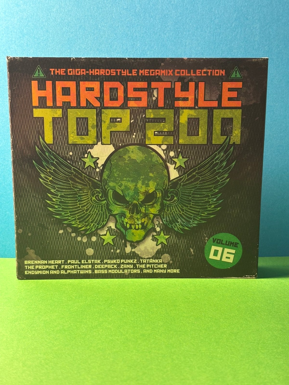 Hardstyle top 200 volume 06 / 4cd digipack, Cd's en Dvd's, Cd's | Dance en House, Verzenden, Gebruikt