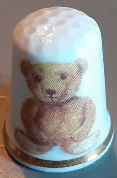 dés a coudre de collection serie ourson (7), Enlèvement ou Envoi, Comme neuf, Porcelaine