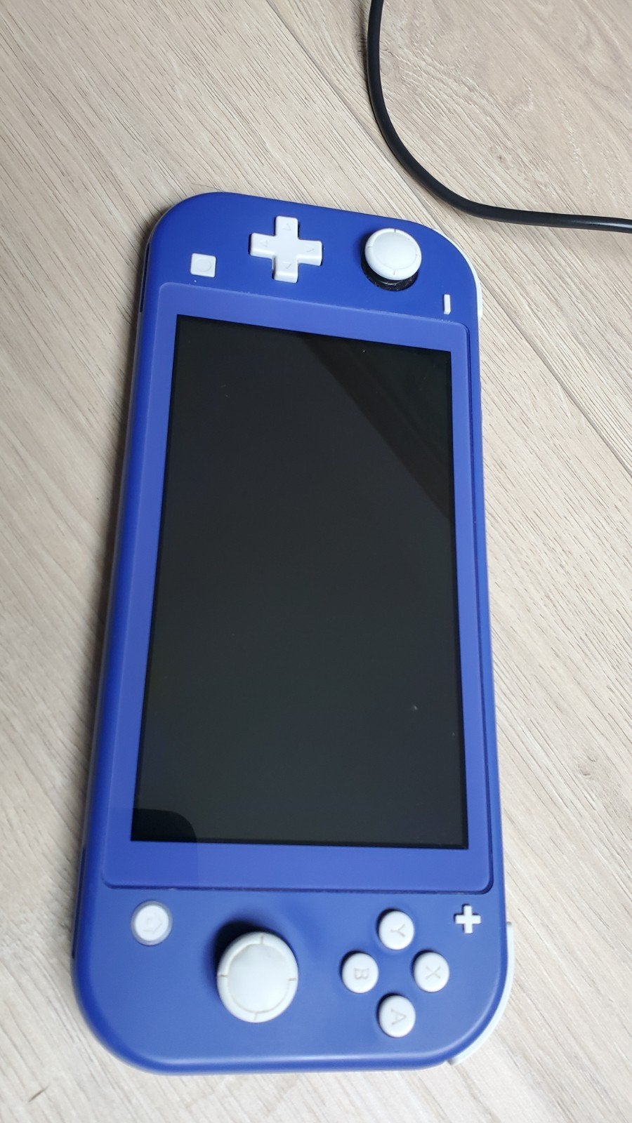 Switch lite + pochette de rangement, Enlèvement, Autres couleurs, Utilisé, Avec housse de protection ou sac