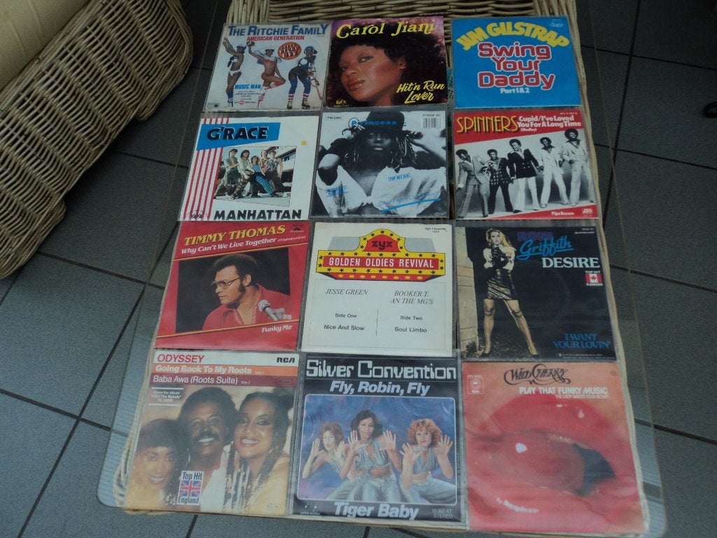 Lot 3 de 12 singles disco pour 10 euros !, CD & DVD, Utilisé, Autres types, R&B et Soul, Enlèvement ou Envoi