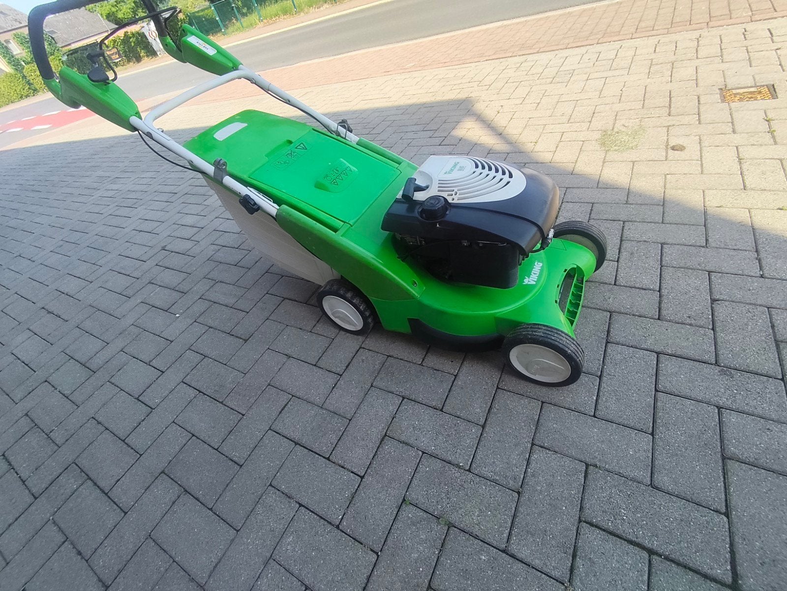 Grasmaaier viking-stihl, Tuin en Terras, Ophalen, Zo goed als nieuw