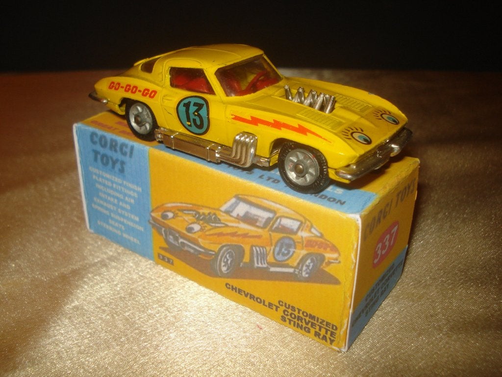 Corgi Toys Ancienne Corvette Sting Ray Customized avec Boîte, Enlèvement ou Envoi, Comme neuf, Voiture, Corgi