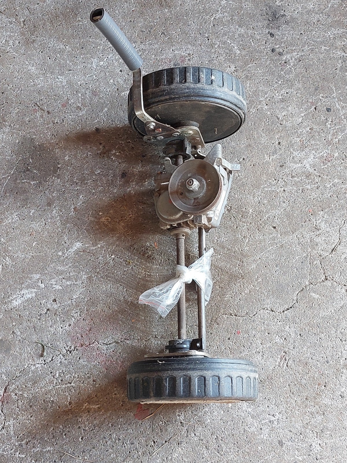 boîte hydrostatique tondeuse Honda hrx476, Enlèvement