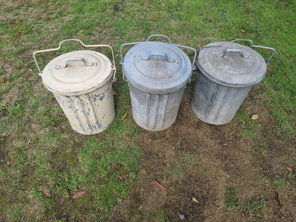 Zinken vuilnisbak.3 stuks., Enlèvement