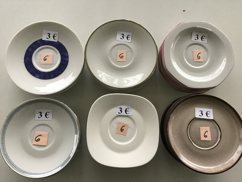 6 setjes ondertassen aan 3 euro per setje en meer andere, Ophalen of Verzenden, Zo goed als nieuw