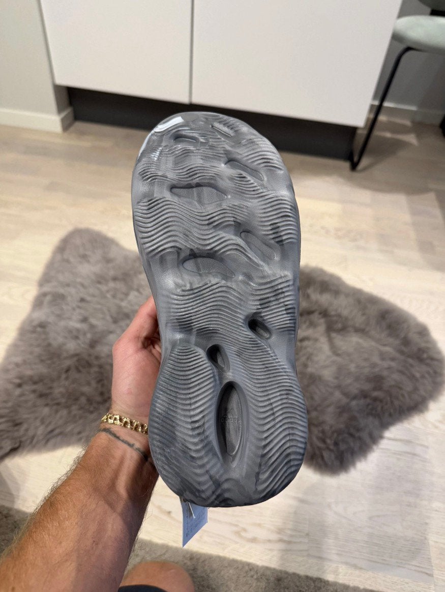Yeezy Foam runner, Vêtements | Hommes, Enlèvement ou Envoi, Comme neuf