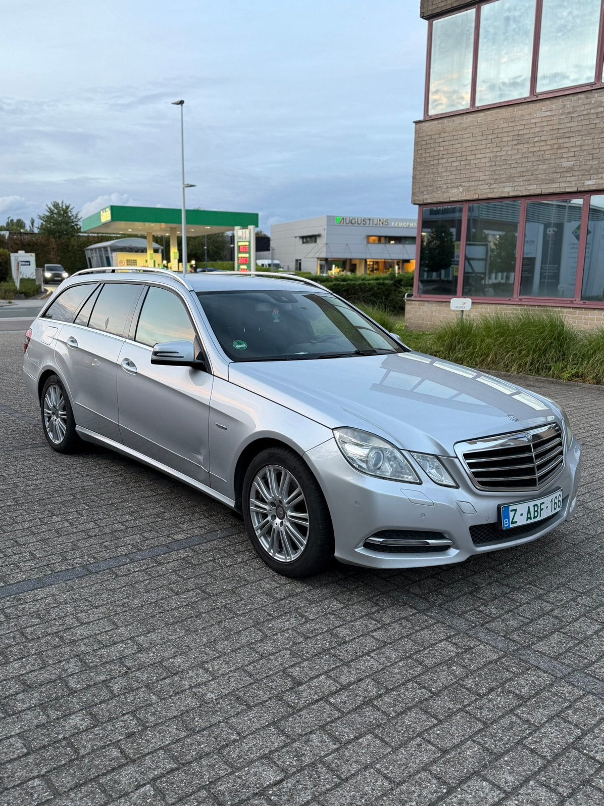 Mercedes E250cdi Automaat Euro5 Avantgarde, Automaat, Euro 5, Zwart, Leder en Stof