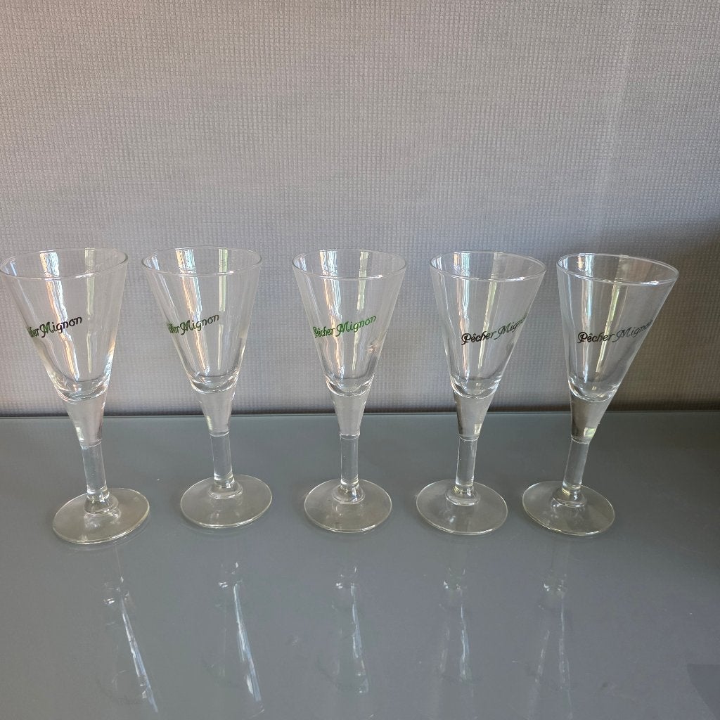 5 PECHER MIGNON GLAZEN TE KOOP OP VOET, Ophalen of Verzenden, Zo goed als nieuw, Overige typen