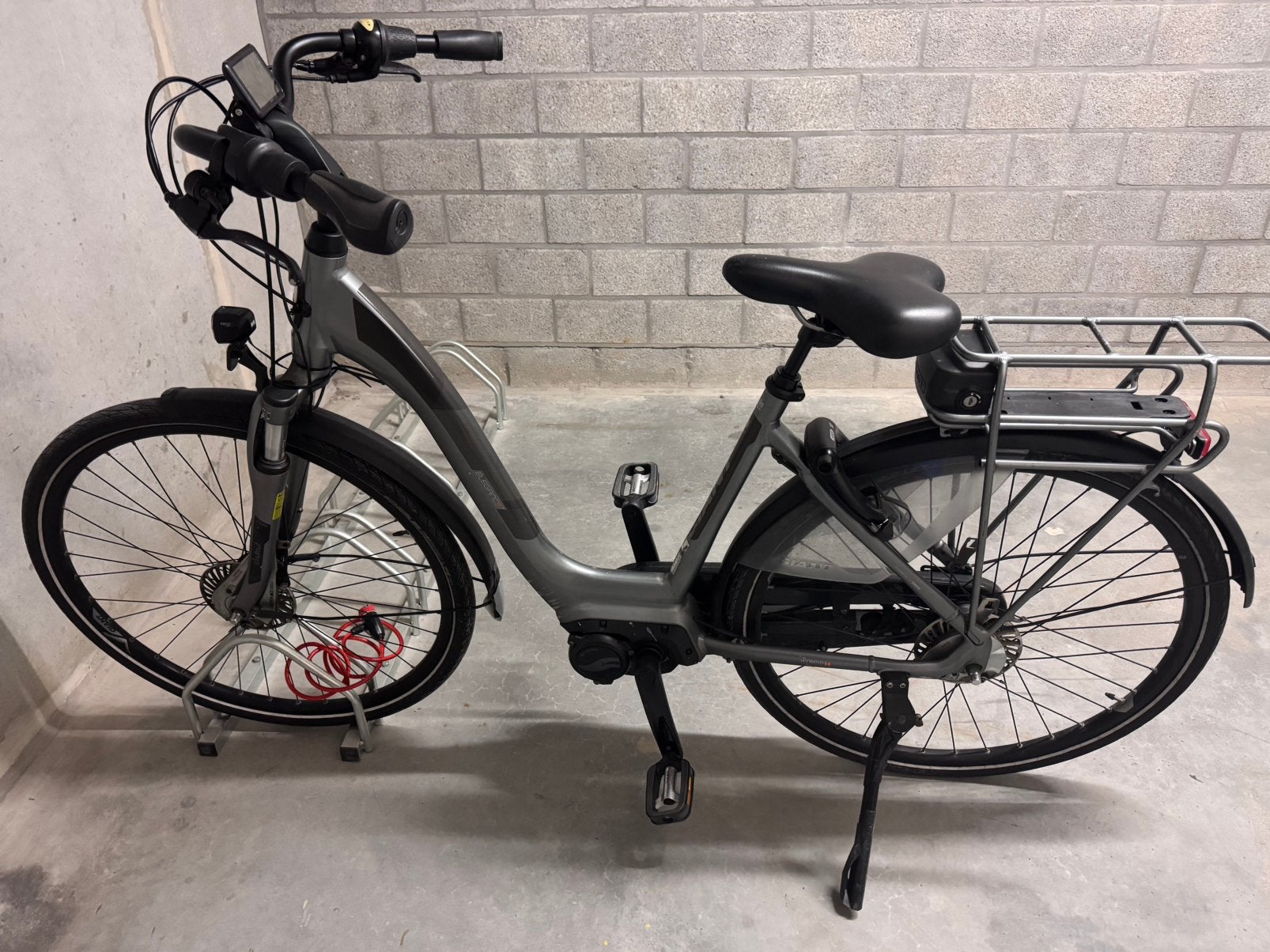 Giant elektrische fiets Elegance E+2, Fietsen en Brommers, Ophalen, Zo goed als nieuw, Giant