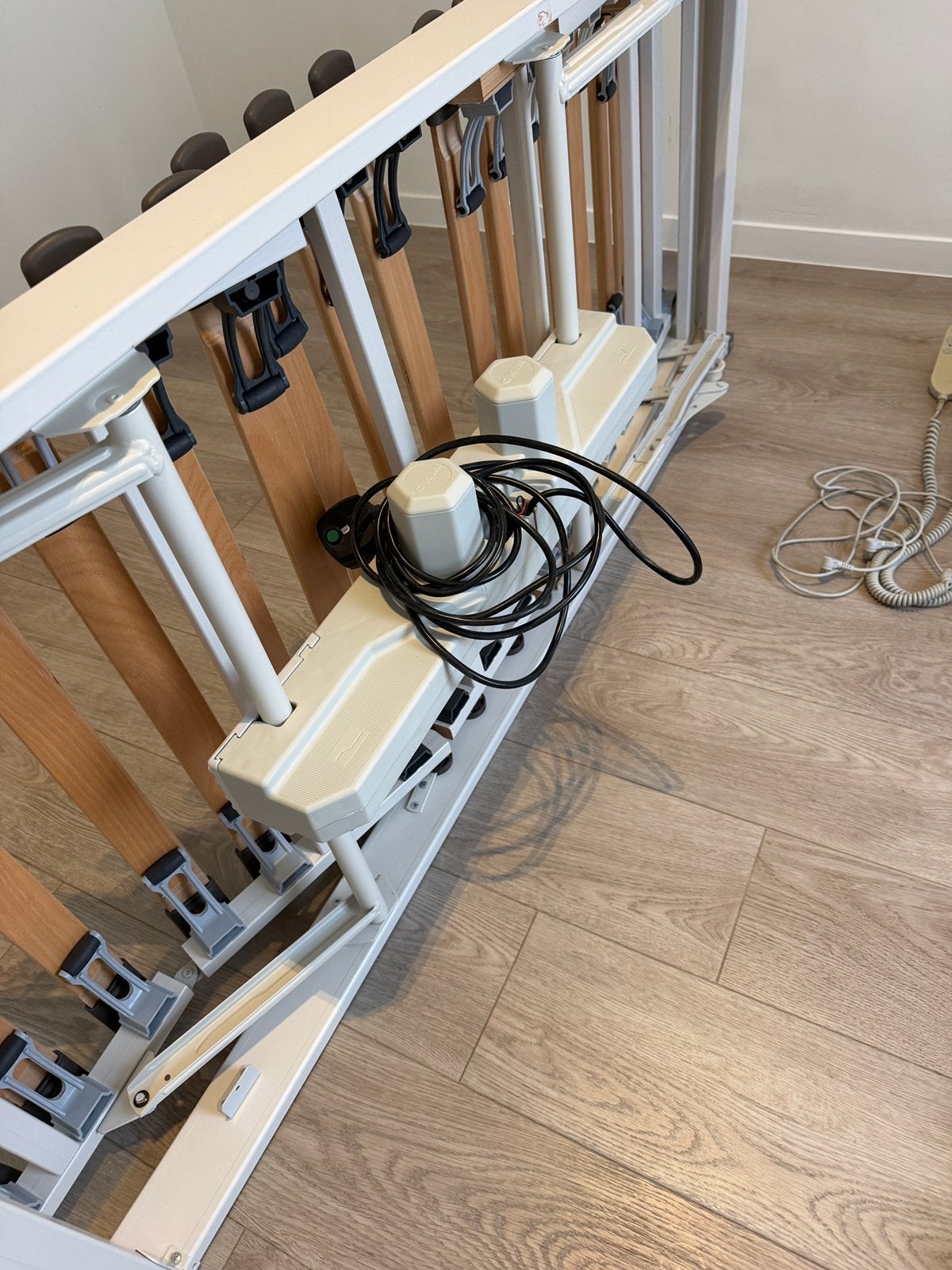 Elektrische latenbodem 2 stuks, Ophalen, 90 cm, Tweepersoons, Zo goed als nieuw