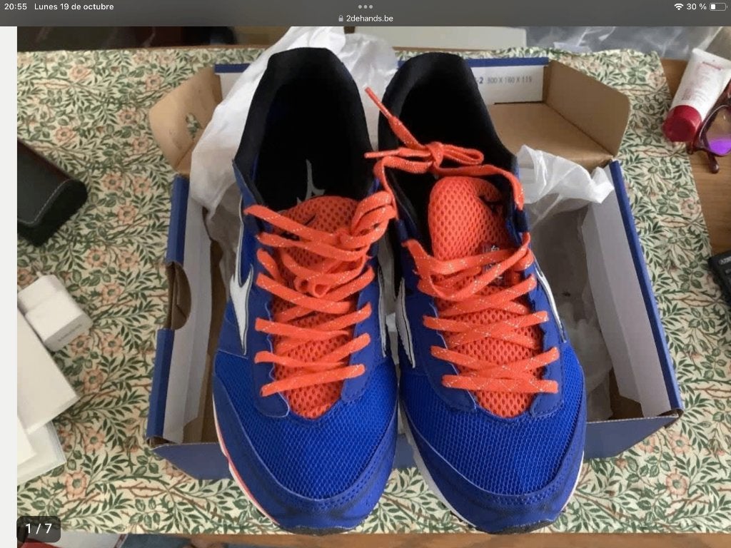 MIZUNO WAVE EMPEROR III loopschoen maat 40 lees beschrijving