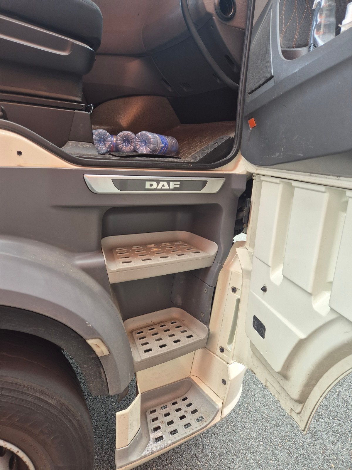 DAF 480 XF, Autos, Achat, Euro 6, 2 places, 2 portes