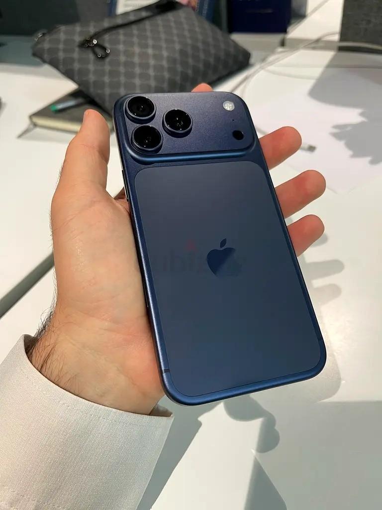 iPhone 17 Pro Max 256Go Bleu – État impeccable + Garantie, Enlèvement ou Envoi, Autres modèles, Sans abonnement, Sans simlock
