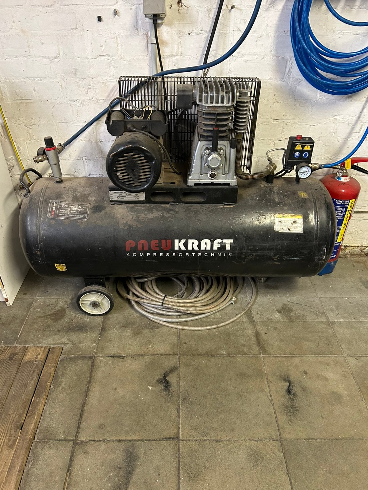 Compreseur 3hp 150l, Moins de 200 litres/min, Enlèvement, 100 litres ou plus, Utilisé