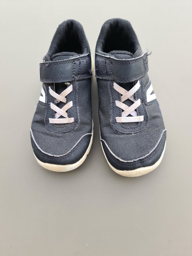 sportschoenen 32, Ophalen, Zo goed als nieuw, Schoenen