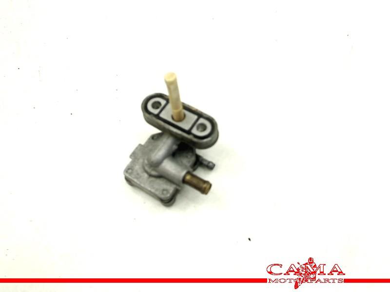 BENZINE KRAAN Yamaha XVS 1100 (01-1970/-), Motoren, Dhr. S. di Majo, Gebruikt, Info@cama-motorparts.nl, P.J. Troelstraweg 8 8
3144 CX  MAASSLUIS, NL