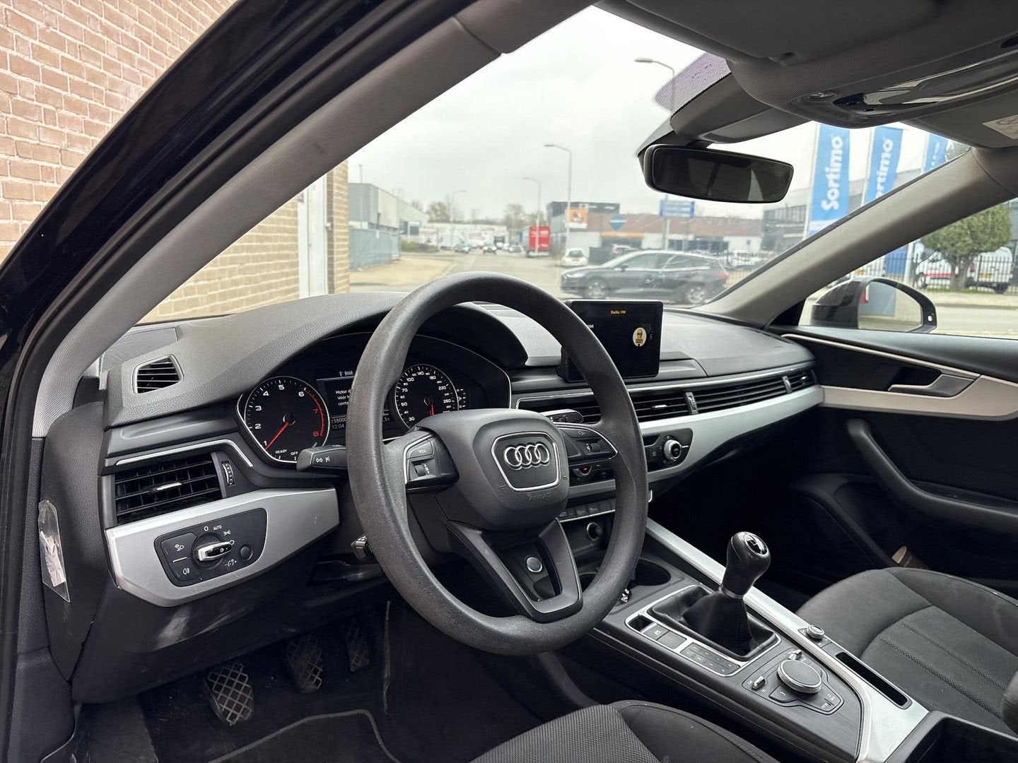 Audi A4 Limousine 1.4 TFSI | € 8.200,- NETTO! | Climate | Cr, Electronic Stability Program (ESP), Achat, Entreprise, Boîte manuelle