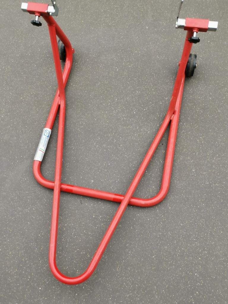 Padocstand, Motoren, Ophalen