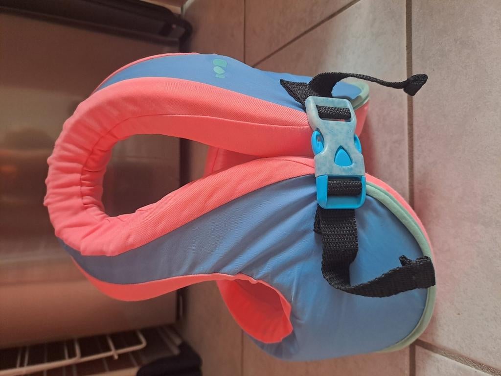 Zwemvest 15-25kg Decathlon, Ophalen, Gebruikt, UV-zwemkleding, Jongen of Meisje