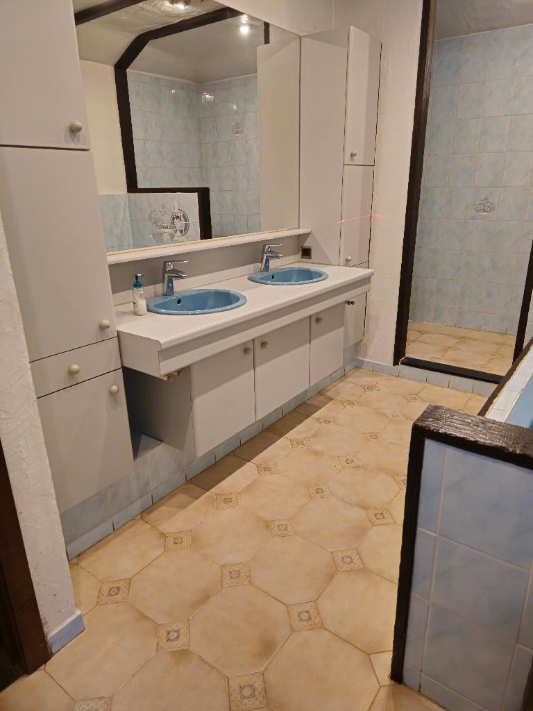 Badmeubelset met dubbele lavabo, Ophalen, Gebruikt, Wastafel