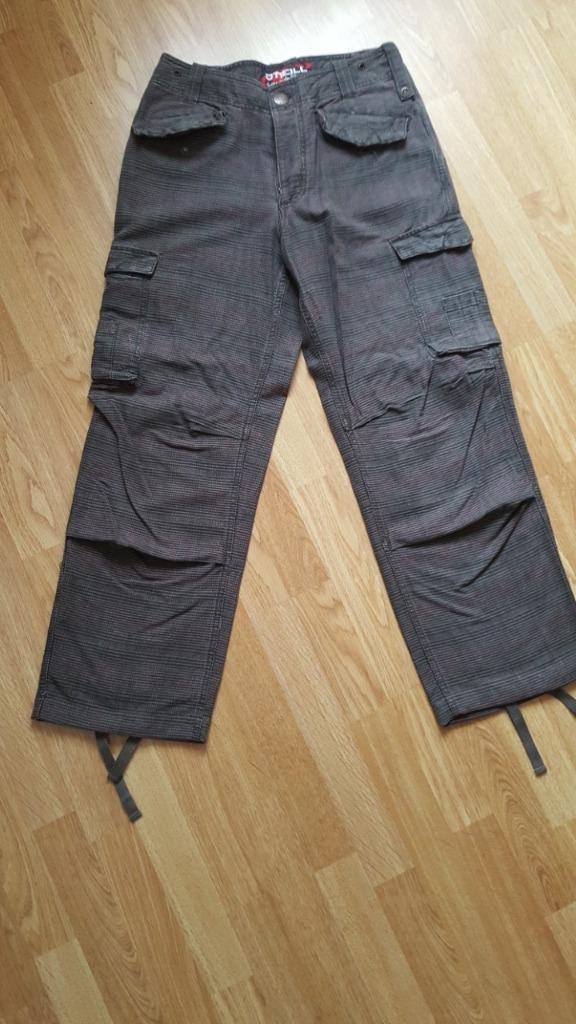 O'neill sport broek grijs-bruin velours stof (Maat W28/l30), Bruin, O'Neill, Ophalen of Verzenden, Zo goed als nieuw