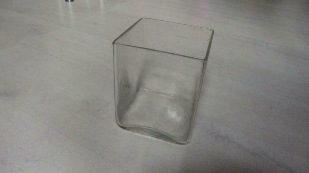 vaas in glas (handgemaakt), Enlèvement, Comme neuf, Verre, Moins de 50 cm