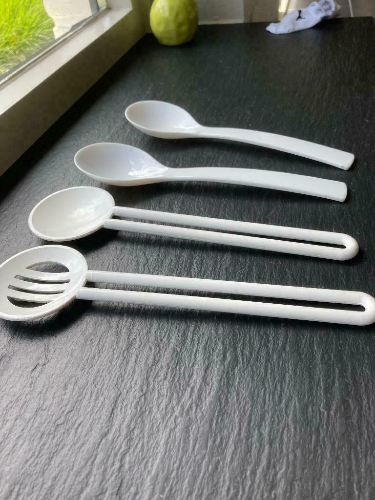 couverts à salade en plastique + 2 cuillères à soupe, Enlèvement