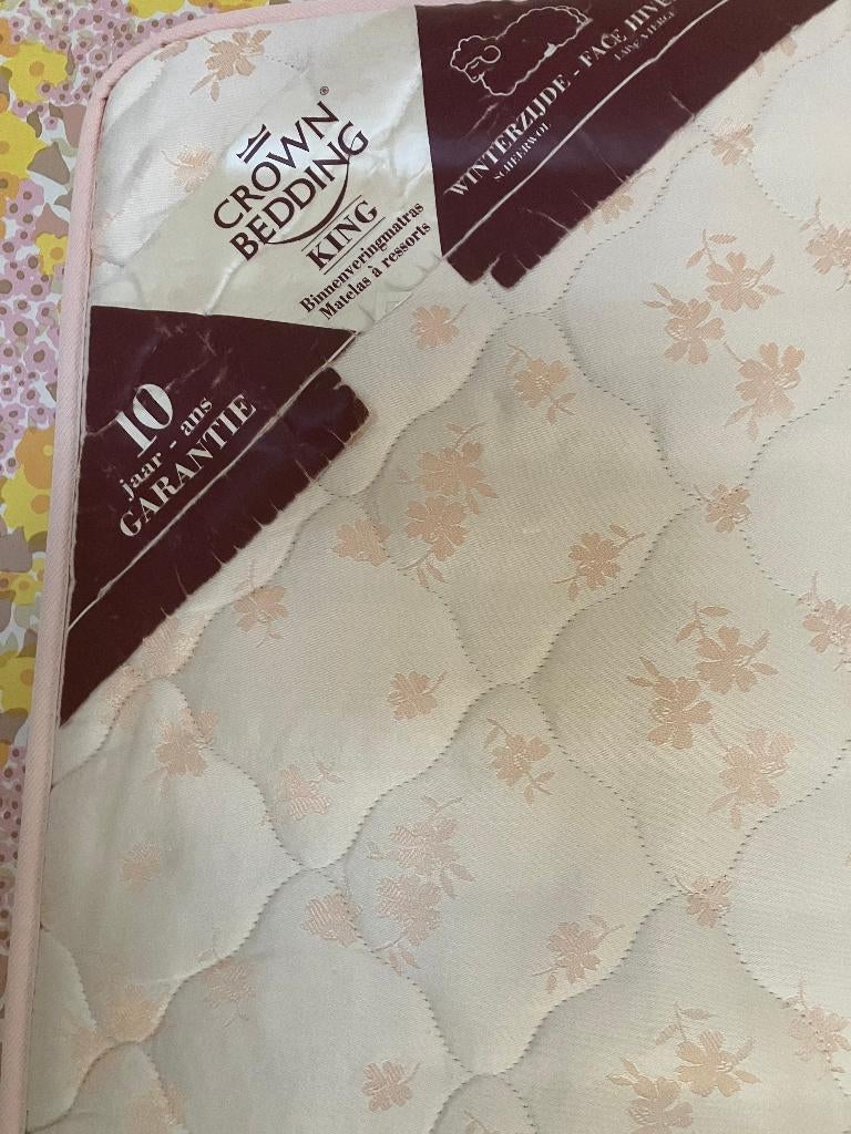 Matras Crown Bedding 1 pers, Huis en Inrichting, Slaapkamer | Matrassen en Bedbodems, Ophalen, 90 cm, 190 cm of minder, Zo goed als nieuw