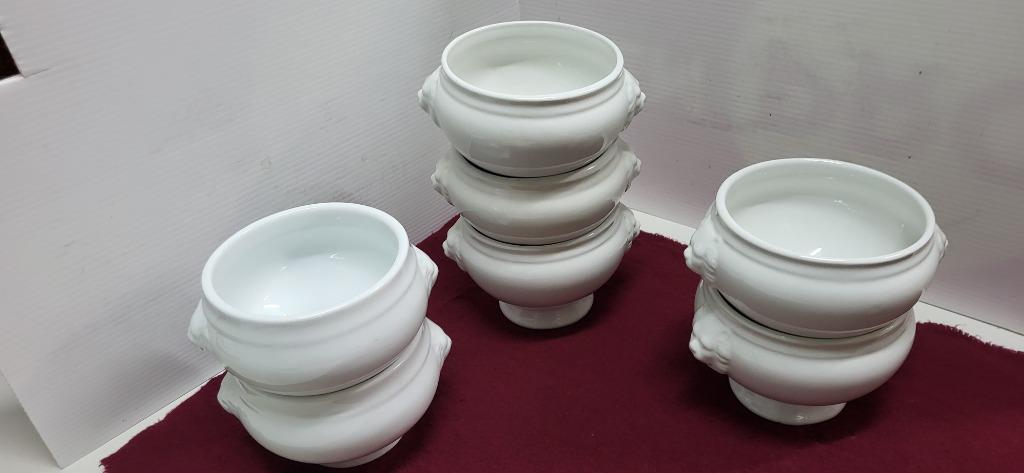 Bols à soupe avec têtes de lion 7 pièces Couleur : blanc, Maison & Meubles, Enlèvement ou Envoi, Comme neuf, Poterie, Tasse(s) et/ou soucoupe(s)