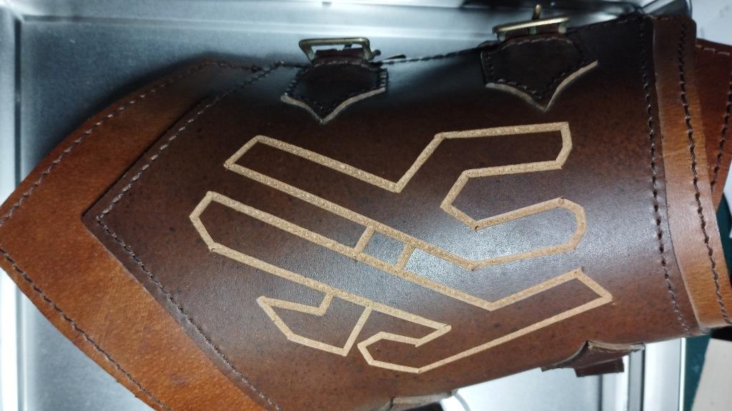 Leren vambrace (larp), Ophalen, Nieuw, Accessoires