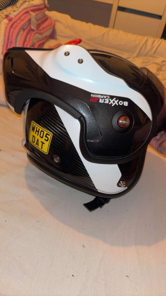 Roof boxxer 2 carbon (nieuwstaat), Enlèvement, Neuf, sans ticket, S, Casque système