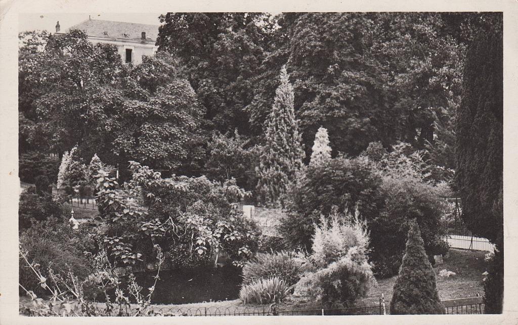 1947 - FRANKRIJK - Vichy: Coin du Parc [Bassin des Cygnes], Verzenden, 1940 tot 1960, Gelopen, Frankrijk