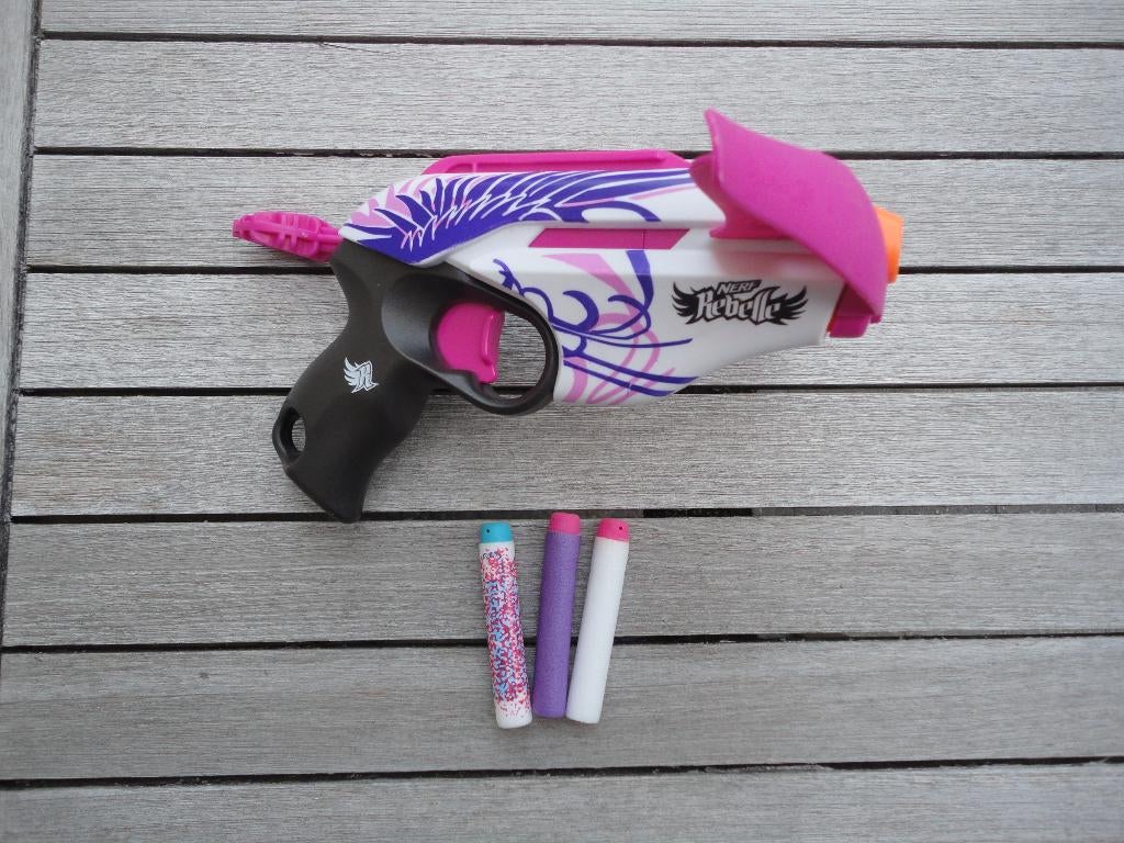 Nerf - Rebelle Pink Crush Blaster, Kinderen en Baby's, Ophalen of Verzenden, Zo goed als nieuw