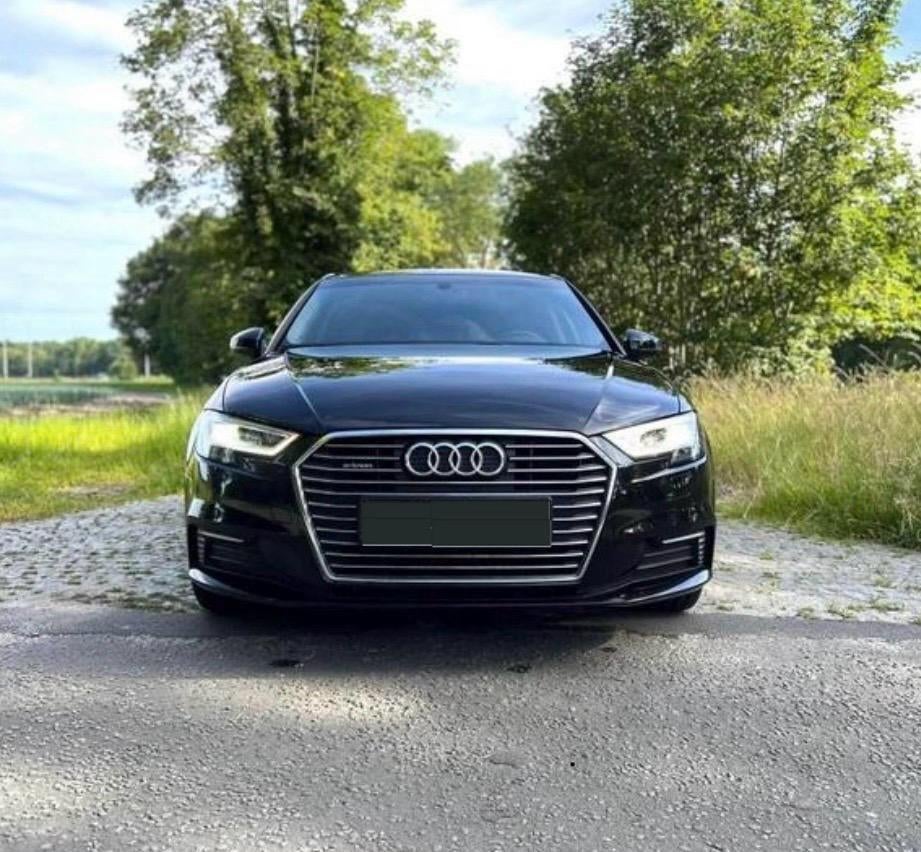Audi A3 e-tron 40 (2020), Auto's, Automaat, Particulier, Navigatiesysteem, A3