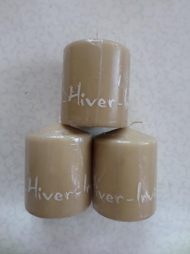 Set van 3 beige kaarsen Spaas Hiver Winter Invierno 9cm, Kunststof, Nieuw, Crème, Ophalen of Verzenden