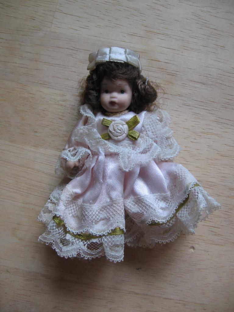 Petite poupée en biscuit articulée, Enlèvement ou Envoi, Poupée