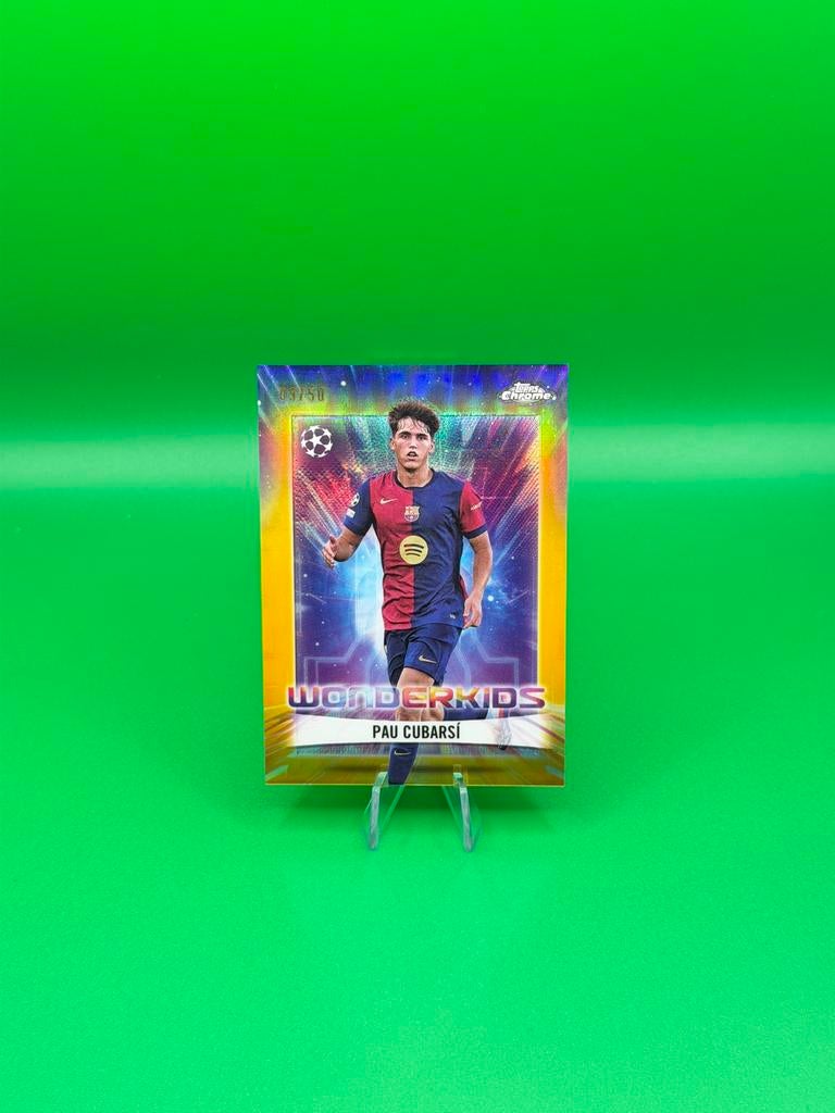 2024-25 Topps Chrome UCC- Wonderkids Pau Cubarsi /50 #WK-13, Verzamelen, Ophalen of Verzenden, Zo goed als nieuw