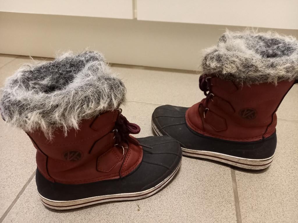 sneeuwlaarzen maat 30, Enlèvement ou Envoi, Comme neuf