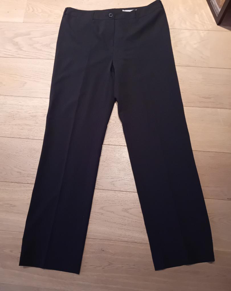 Zwarte geklede broek D'Auvry maat 40, Kleding | Dames, Maat 38/40 (M), Zwart, Ophalen of Verzenden, Zo goed als nieuw
