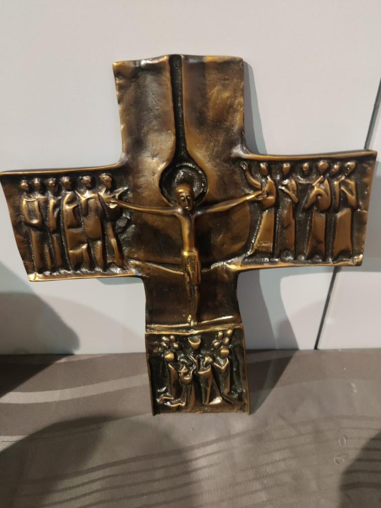 Brons crusifix van Richard Julien van Hauwert, Brugge, Ophalen of Verzenden, Brons