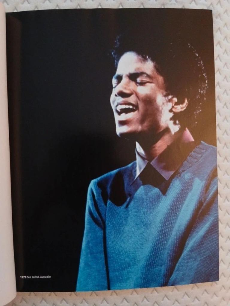 Magazine Vibrations spécial Michael Jackson, Enlèvement ou Envoi, 1980 à nos jours, Journal ou Magazine