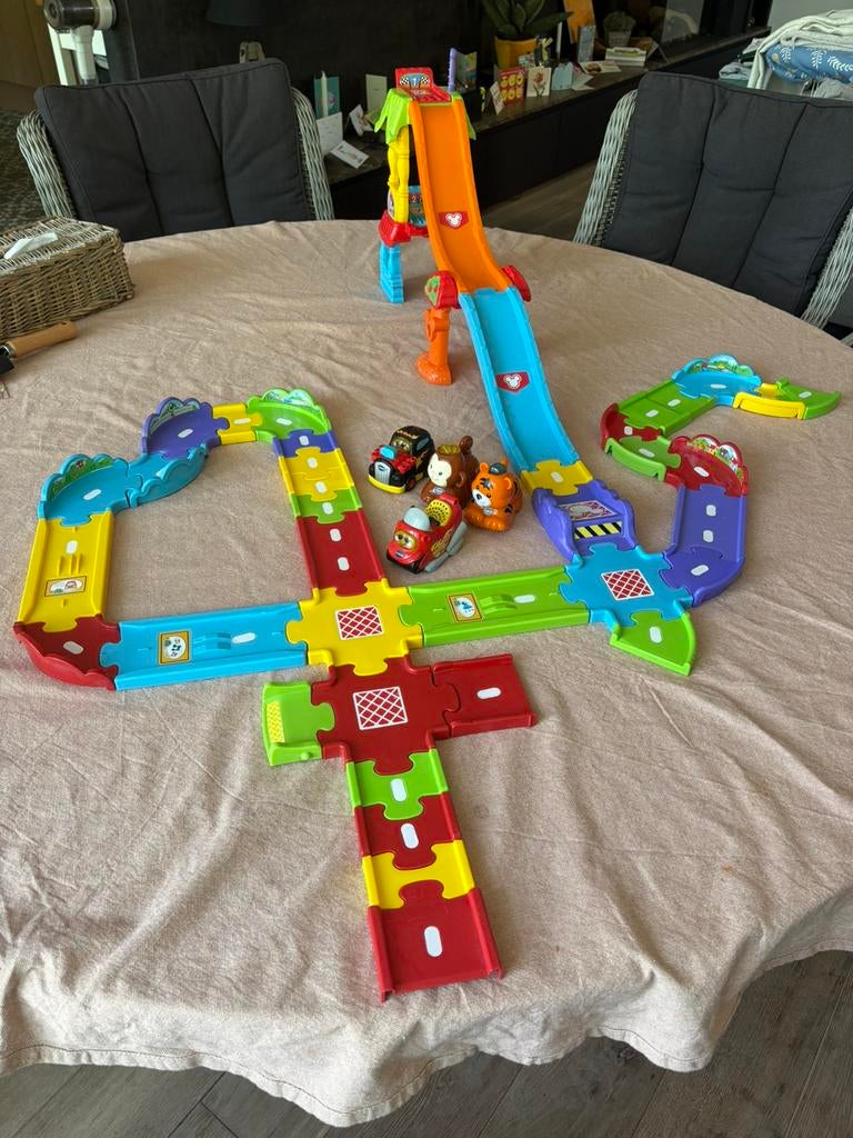Vtech autobaan + auto’s, Kinderen en Baby's, Speelgoed | Vtech, Ophalen, Zo goed als nieuw