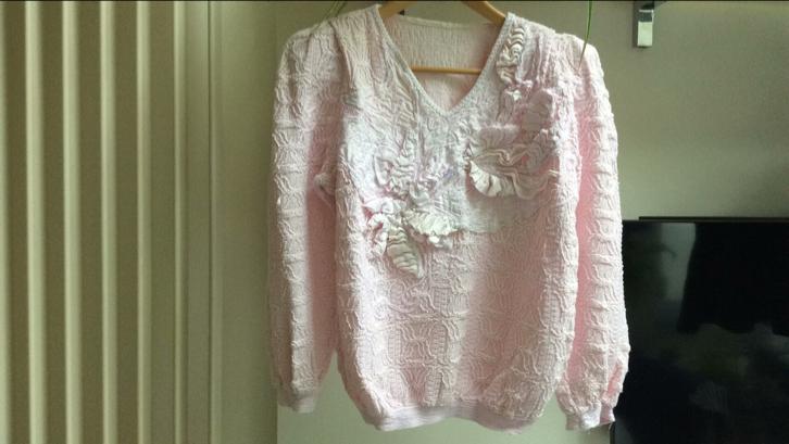 Prachtig versierde zomerpull met epauletten. M., Ophalen of Verzenden, Zo goed als nieuw, Maat 38/40 (M), Roze