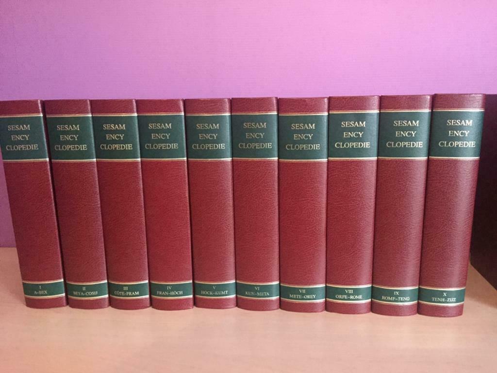 Encyclopediëen 18 delig, Boeken, Ophalen, Gelezen