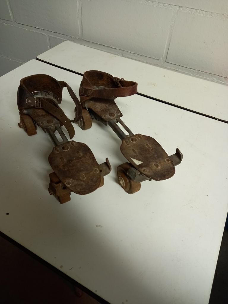 Oude rolschaatsen, Antiek en Kunst, Ophalen of Verzenden